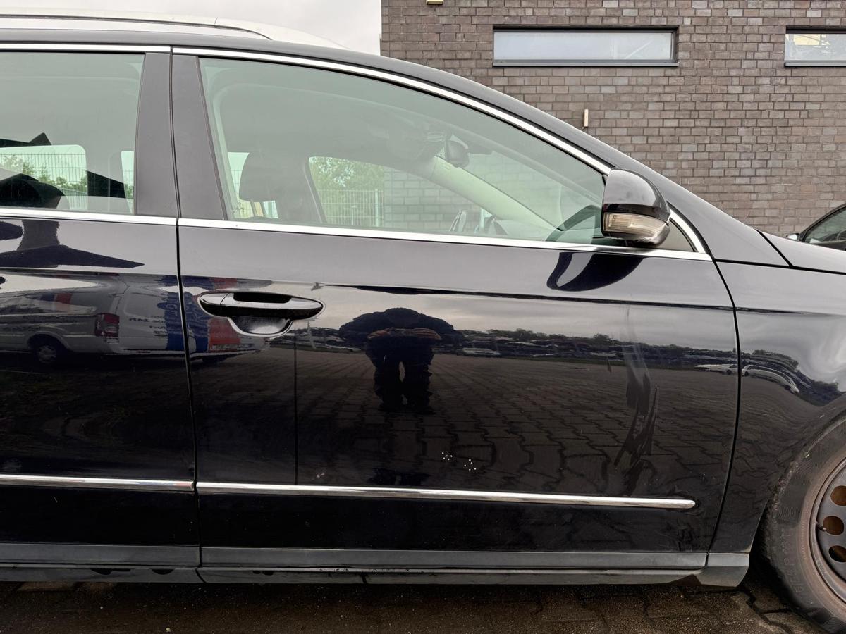 VW PAssat 3C original Tür vorn rechts LC9X Deep Black Perl Rohbau BJ10